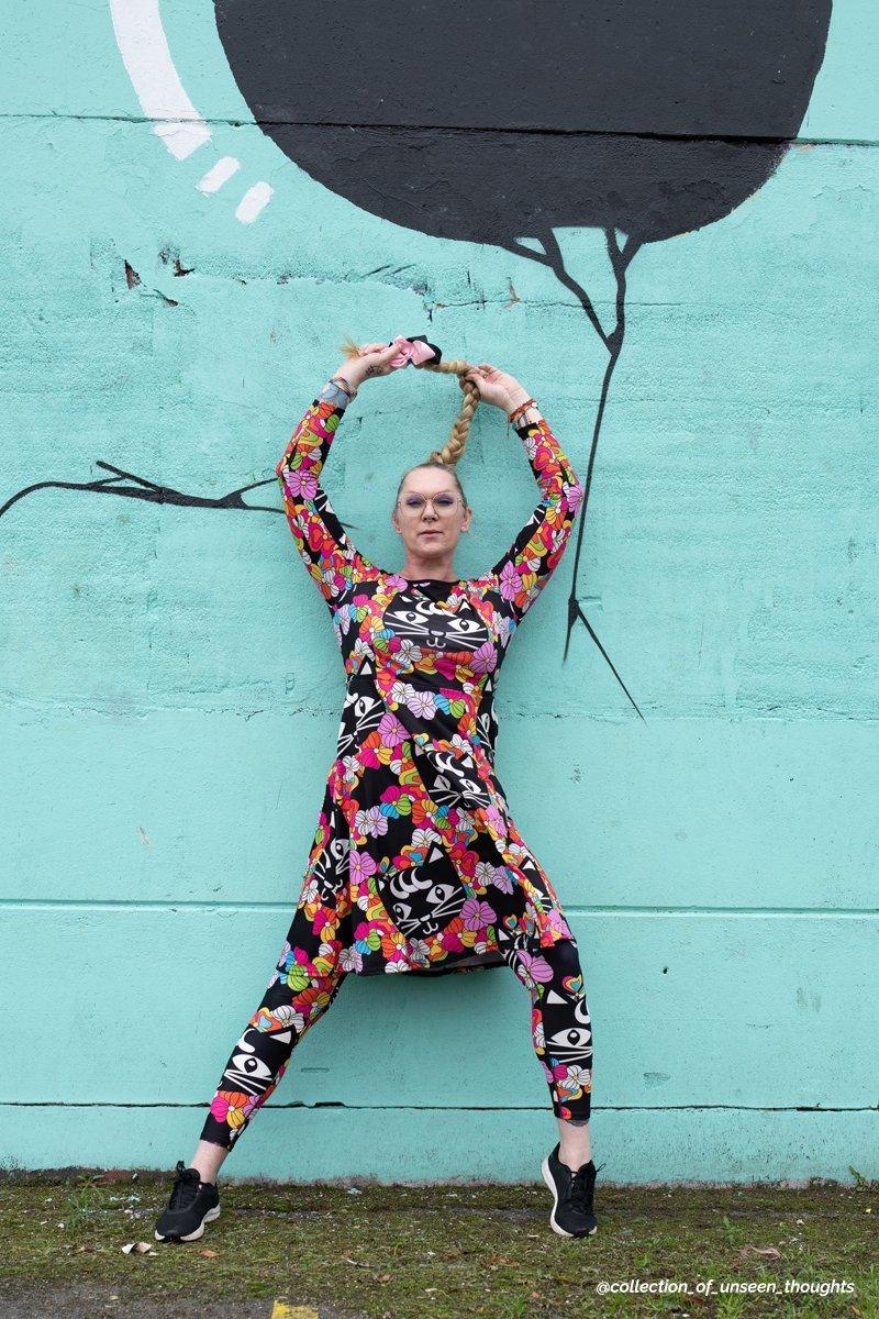 MAGICAT black -2- Yoga Leggings | SHALMIAK
