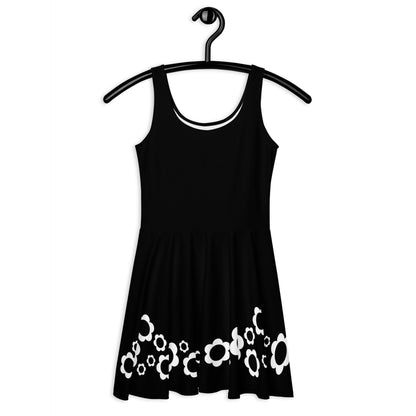 Skater dress - BLACK with ELLIE bw - Classic floral print 3XL