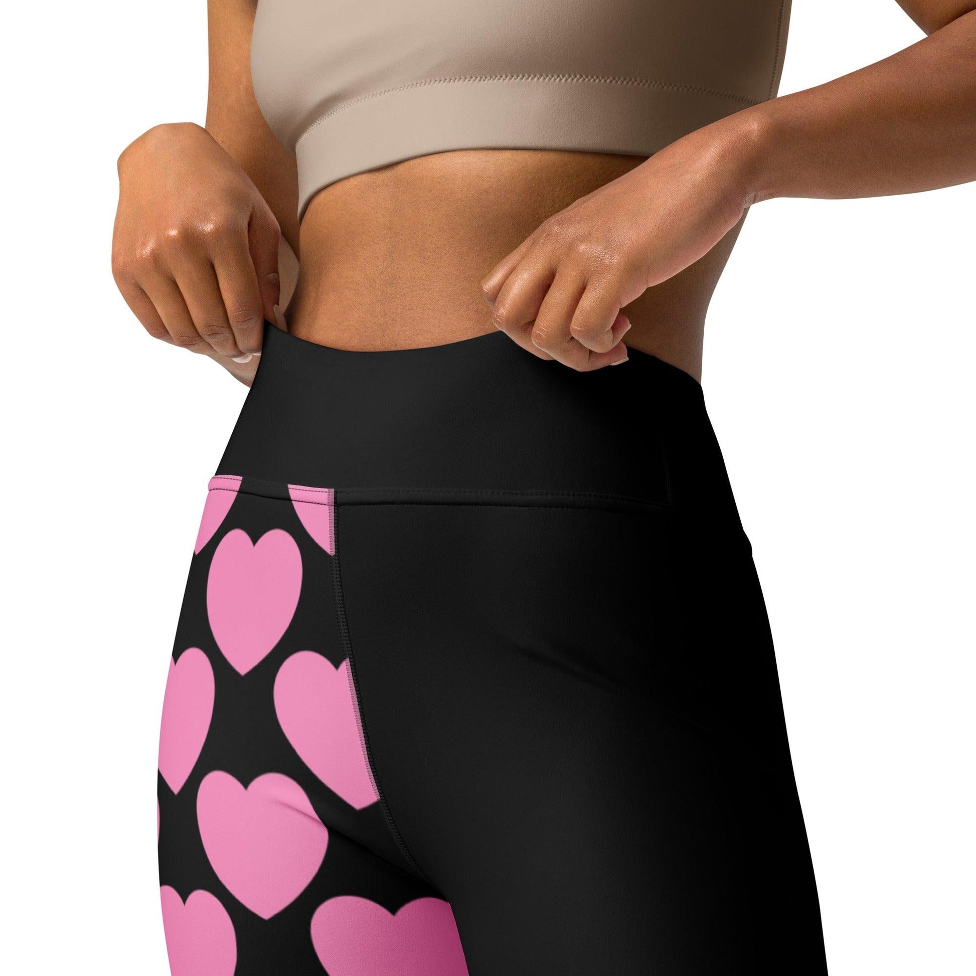 Yoga leggings - ELLIE LOVE pink black - Bold heart print