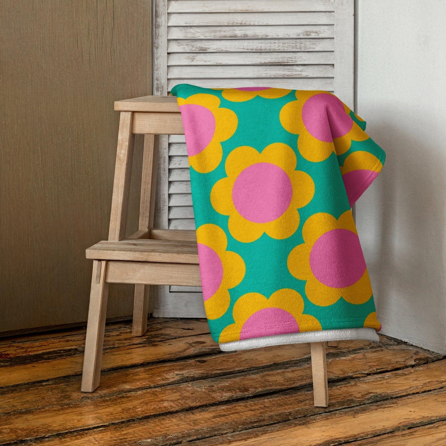 Towel - ELLIE - Classic floral print