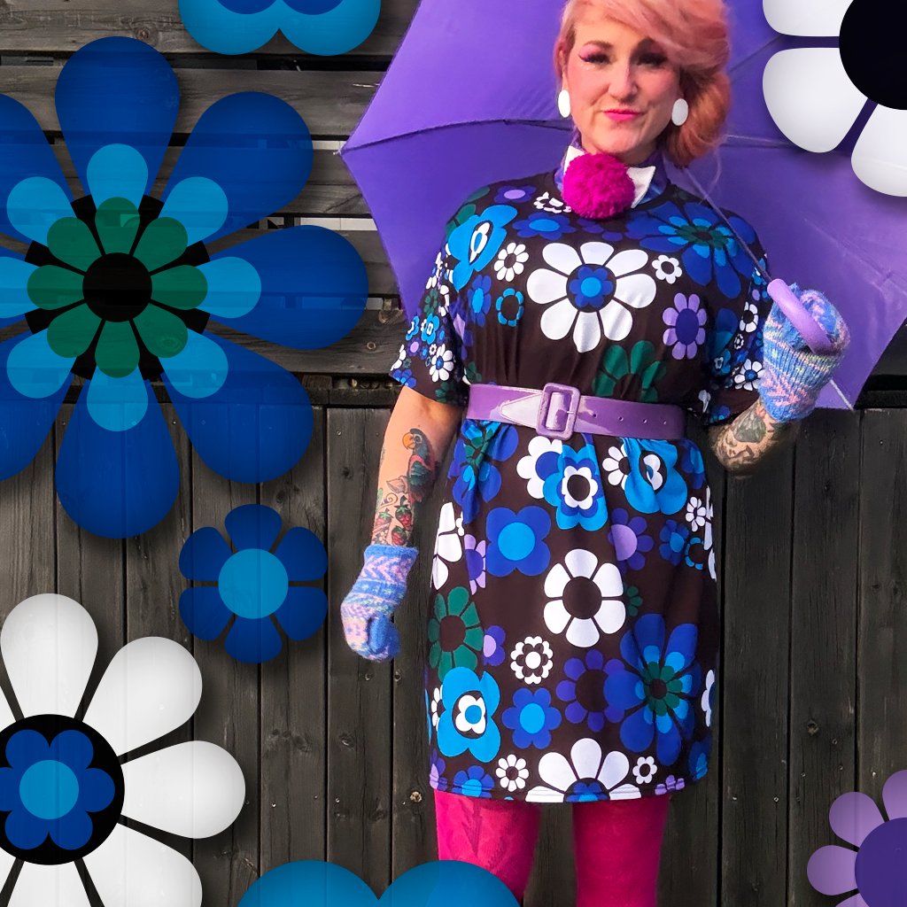 T-shirt dress - FLOW-POW blue - Funky flower power print